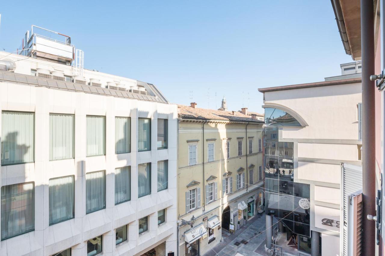 Raffinato Apt Vicino A Piazza Garibaldi X5 Парма Екстер'єр фото